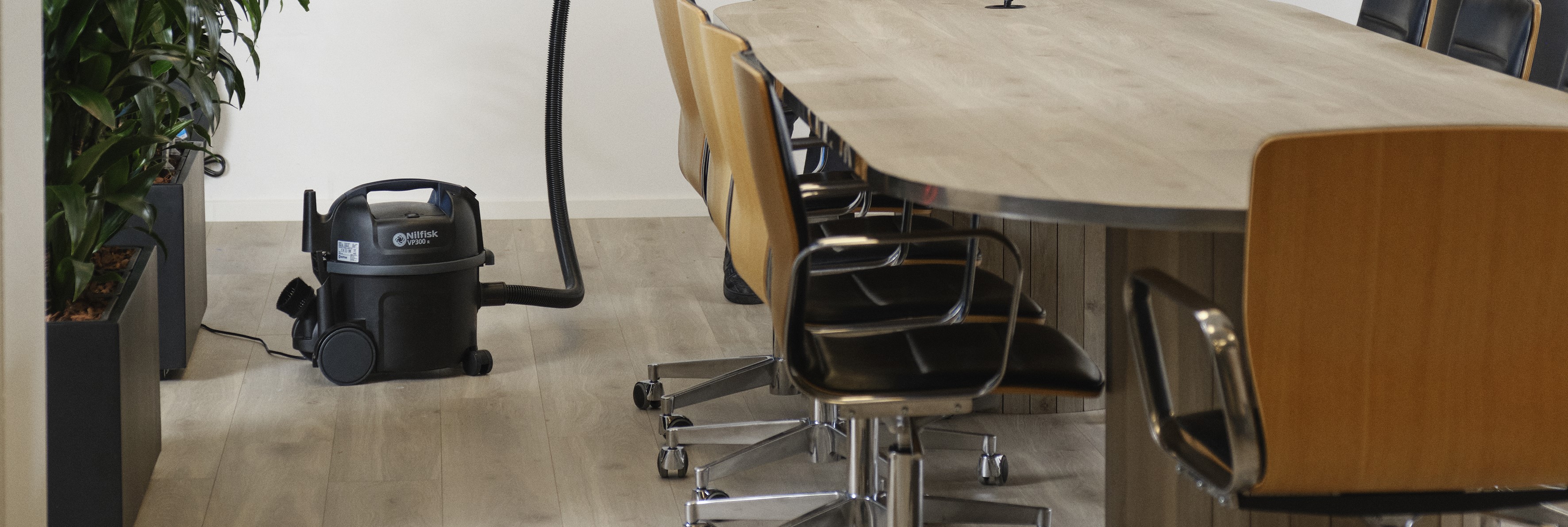 VP300 R - Nachhaltiger Gewerbesauger